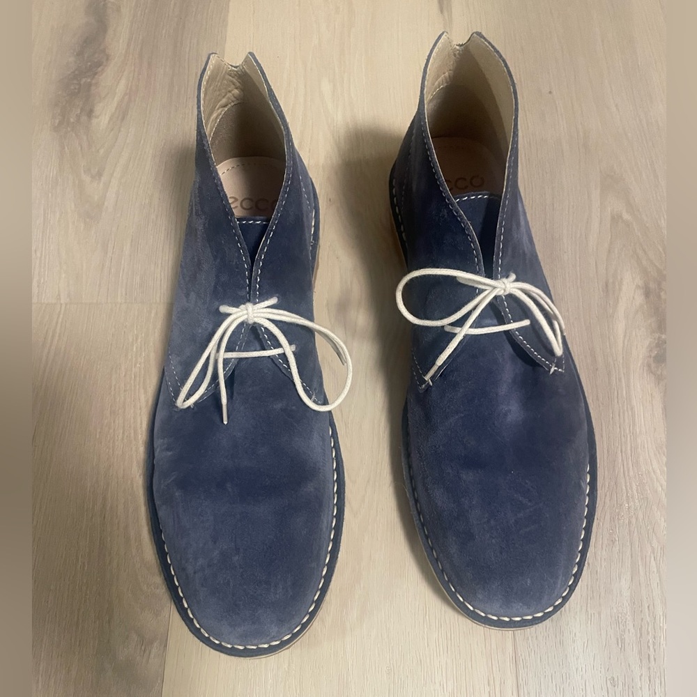 ECCO suede shoes